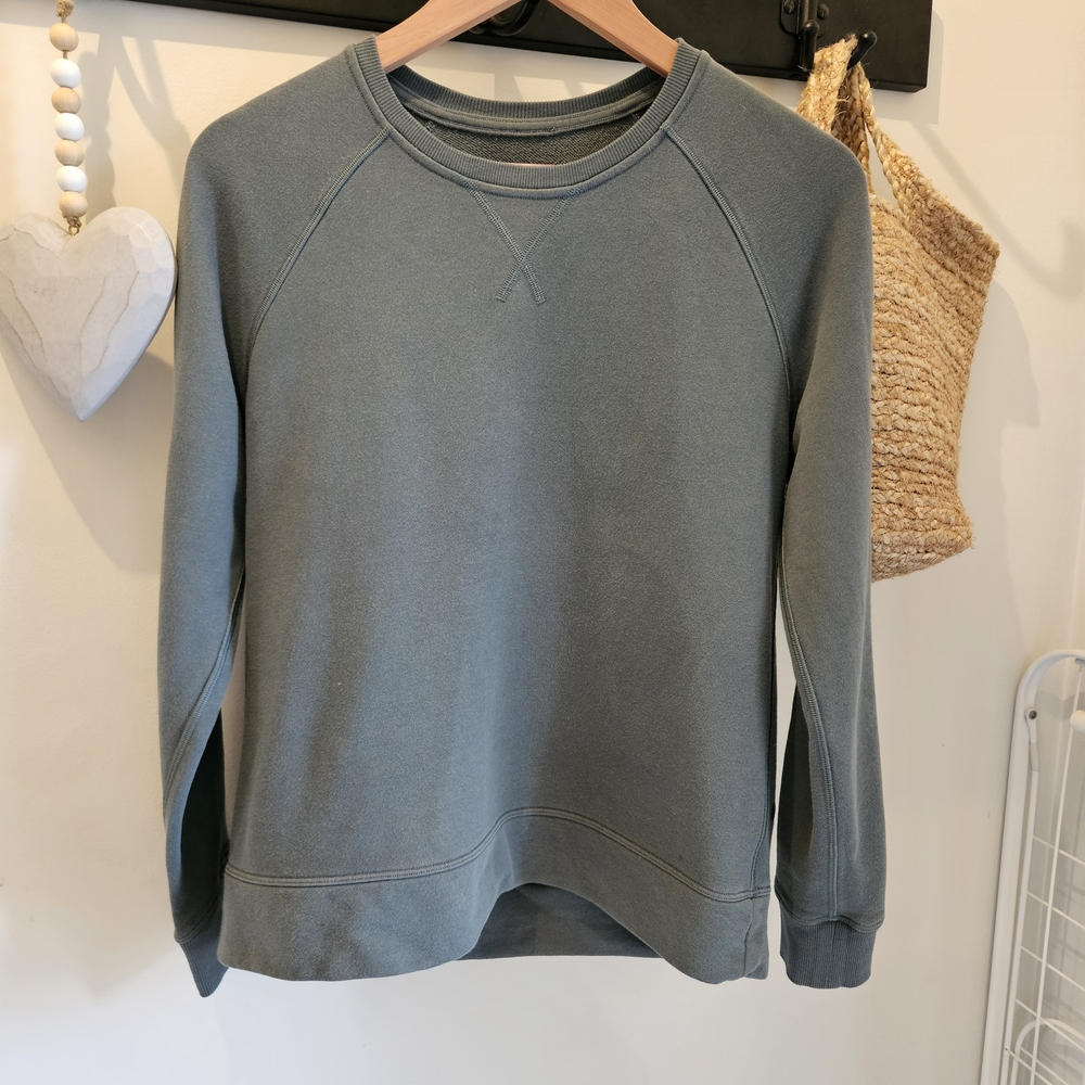 Lululemon Classic Crewneck Sweater - Sage Green